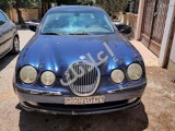 جاكوار 2001