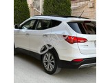 هيونداي سانتا في 2018 للإيجار - SUV أبيض بحلب السليمانية