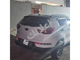 للاجار كيا سبورتاج فئت R موديل 2012 بلون الابيض  كامل المواصفات