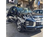 ميتسوبيشي إيه إس إكس 2025 اكمل وصف زيرو 