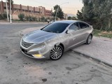 إيجار هيونداي سوناتا 2012 فضي رمادي في ركن الدين دمشق
