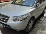 هيونداي سانتا في 2010 للإيجار في العزيزية - SUV ديزل أوتوماتيك