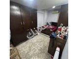 للأجار شقة سكنية جادة الوزيرة جاهزة لسكن مباشر فرش كامل و طاقة شمسية