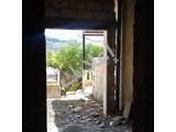 للبيع شقة صغيرة غرفتين وصاله مع تراس 