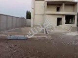 للبيع فيلا عضم ١٠٠٠م طابقين وتراس جسر 5قريبا من طريق لعام سكنية