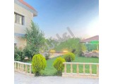 إيجار مزرعة مذهلة في الزبداني -التكية-شارع المزارع- 5 غرف وموقع مميز