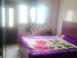 بيت عربي طابقين مساحته 285متر سبينه موقف ابوعارف شارع خزان المياه 